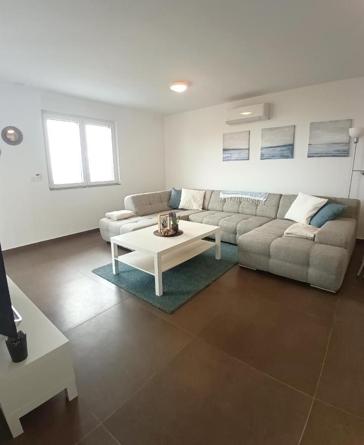 Searenity Pool Suite - Seafront Krmpote-Vodice Exteriör bild